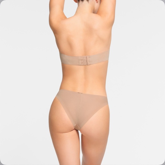 NEW Skims Weightless Strapless Bra with Removable Straps - Clay - Size 38D - Picture 5 of 7